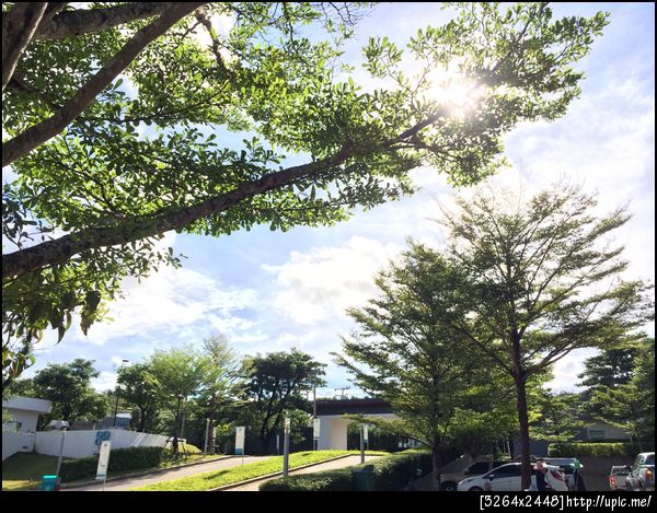 กราบกล้อง iPhone 5s (HDR Mode)