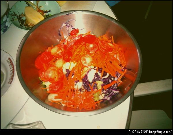 สลัดผักกกกกก โฮกกกกกกก