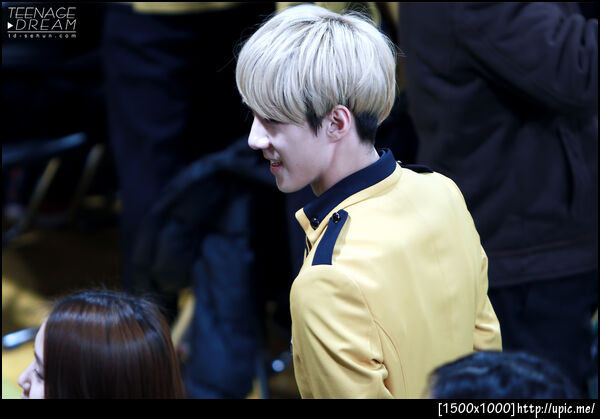 [Pic] 130207 Sehun - SOPA Graduation [Teenage Dream] 19P