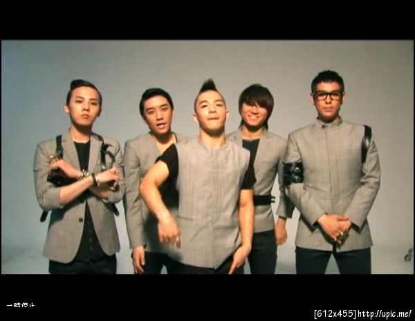 tell me goodbye MV on set photo