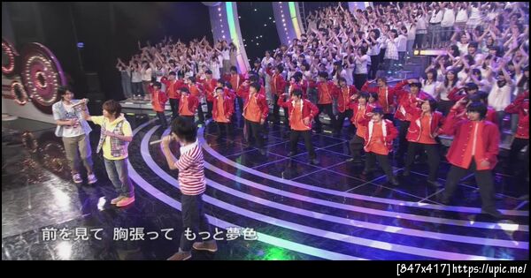 นิชิจังอยู่ริมสุดรึป่าว เดี๋ยวกลับไปดูอีกรอบ รินรินอยู่กลางเลย แยกกันทำไม