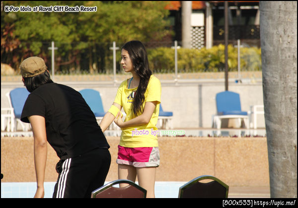 ยังรออยู่..