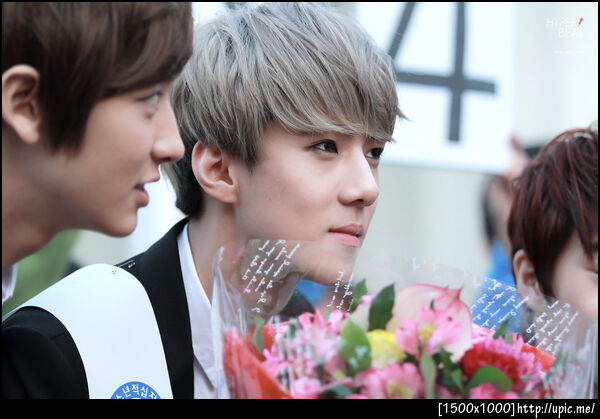 [Pic] 121202 Sehun at Red Cross Youth [Hyper Beat] 45P