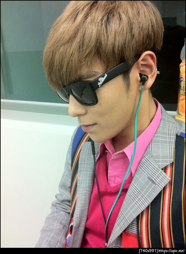 Add caption hcredit : fancy1120@weibo // heyhellohoney.tumblr ere