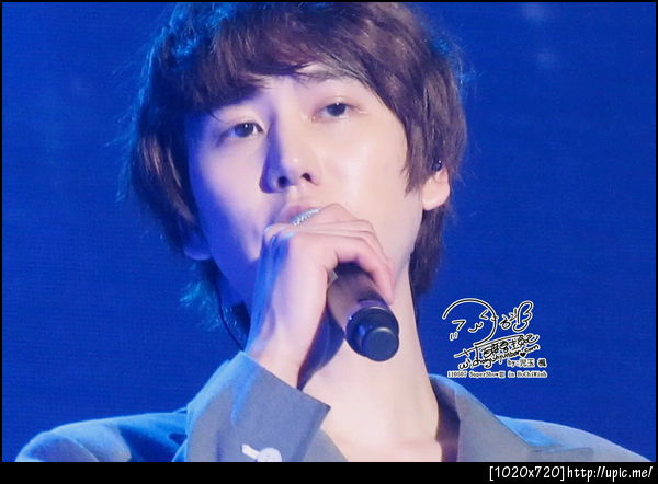 110507 Kyuhyun SSlll in Vietnam cr:www.chokyuhyunbar.com