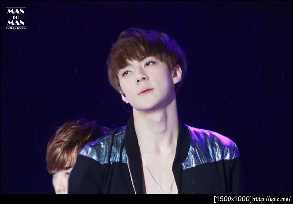 [Pic] 120814 Sehun @ Welcome back concert [Man to Man] 5P