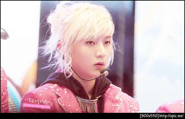 [Pic] 120424 REN @ Park Junhyung's Happy Time Public Broadcast ,, Credit  이모 (3)