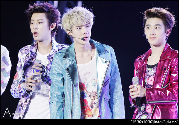[Pic] 130119 Sehun at  DKFC [SEHUNA] 13P