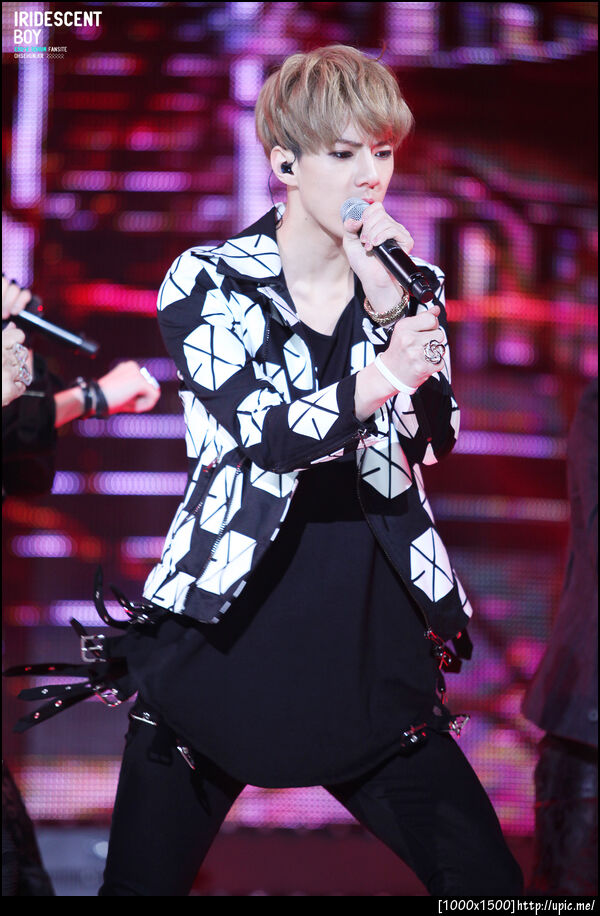 [Pic] 121101 Sehun @ SBS MTV THE SHOW [IRIDESCENT BOY] 14P
