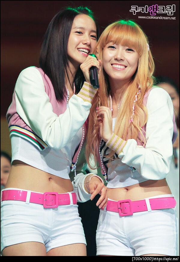 OK... so sing a song with me ><