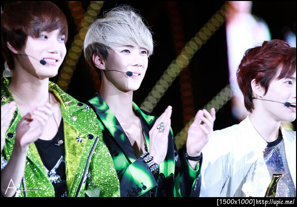[Pic] 130115 Sehun at Golden Disk Award [SEHUNA] 21P