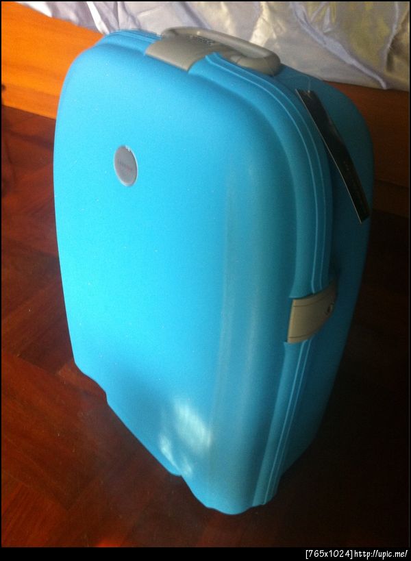 หลังจากที่รอมาเกือบ 3 เดือน citibank ก็ส่งกระเป๋าฟรีมาให้