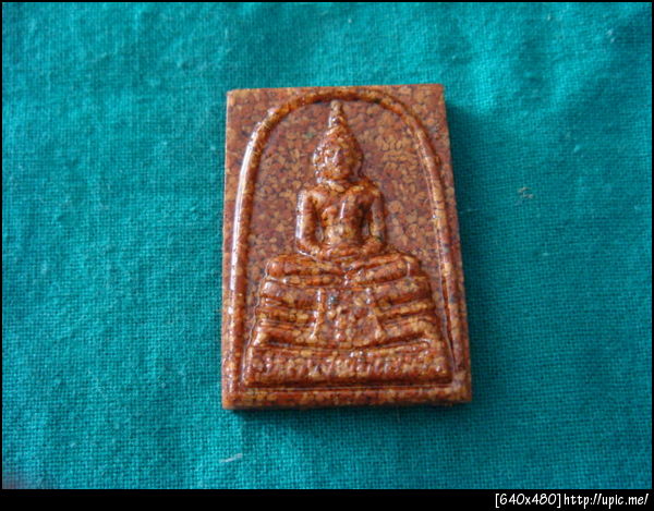 พระผงกระเบื้อง หลังคาโบส หลวงพ่อพุทธโสธร