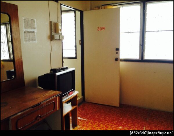 หอพักนิยมศิลป์ขอนแก่น หอหญิง 0815446181 ตั้งอยู่กลางใจเมือง ใกล้ที่เรียนพิเศษ เหมาะกับนักเรียนนักศึกษาคนทำงาน สะดวก ปลอดภัยราคาประหยัด