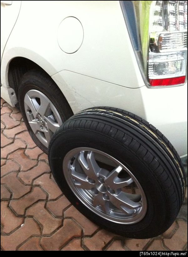 ยางอะไหล่ prius มาเต็ม