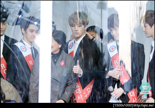 [Pic] 121202 Sehun @ Red Cross Youth [SPRING BOY] 23P