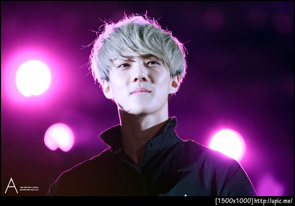 [Pic] 130115 Sehun at Golden Disk Award [SEHUNA] (Part 2) 10P
