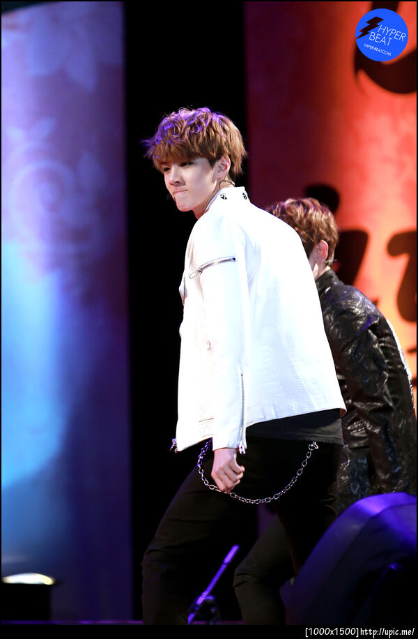 [Pic] 121012 Sehun @ Cheorwon Taebong Concert [HYPER BEAT] 47P