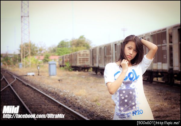 น้องโพสท่าได้ดีมากเลย สำหรับการเป็นนางแบบครั้งแรก ,, ><