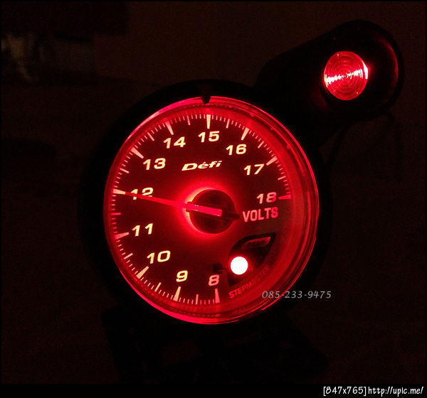 defi advance cr พร้อมหลอดไฟชิพไลท์ เกจวัดโวลท์ หน้าขาวไฟแดง