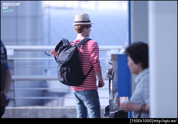[Pic] 120702 Sehun @ Incheon Airport (go to China) [IRIDESCENT BOY] 6P