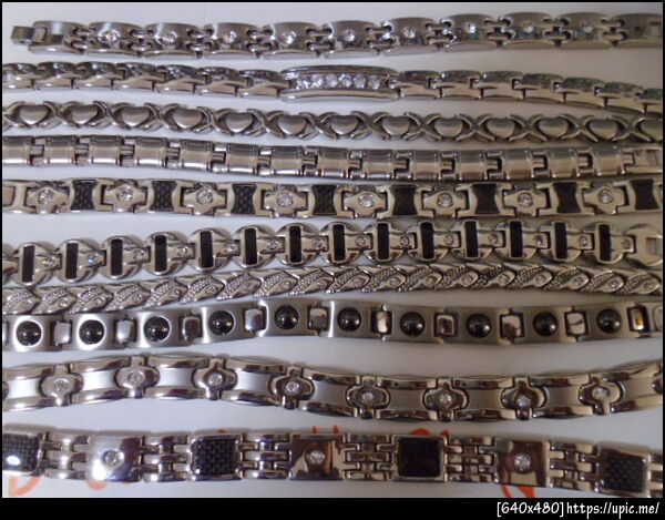 สร้อยไททาเนียมเพื่อสุขภาพจากร้านCherrynatshop LINE:0815446181