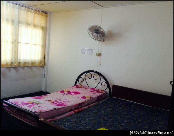 หอพักนิยมศิลป์ขอนแก่น หอหญิง 0815446181 ตั้งอยู่กลางใจเมือง ใกล้ที่เรียนพิเศษ เหมาะกับนักเรียนนักศึกษาคนทำงาน สะดวก ปลอดภัยราคาประหยัด