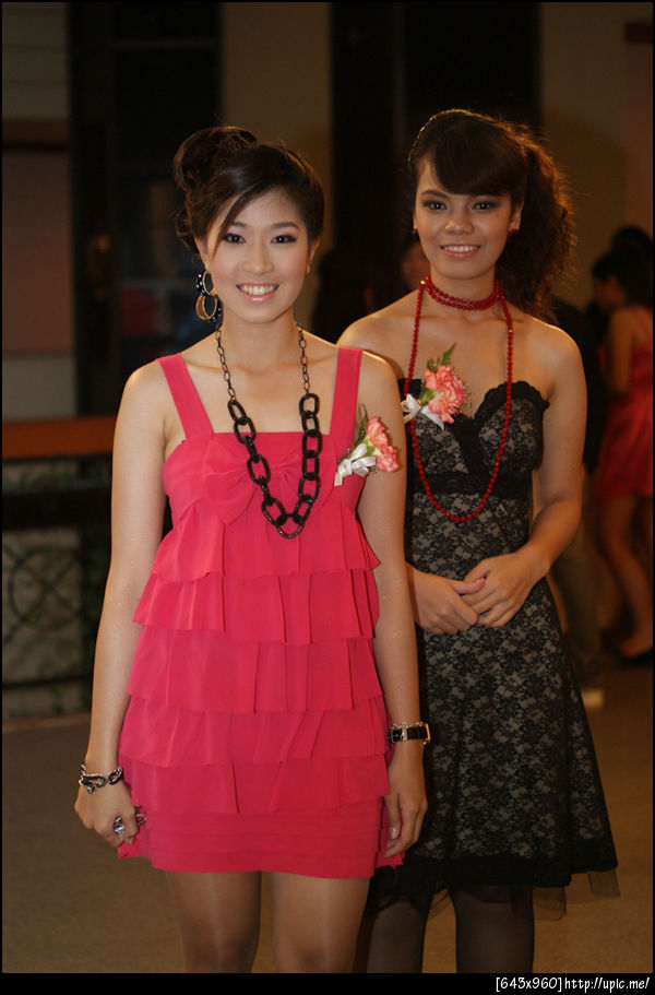 ขาวเองหรือแฟลชช่วยฟะเนี่ย!!!