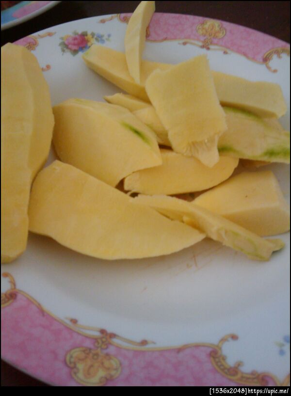 ต่อด้วยมะม่วง