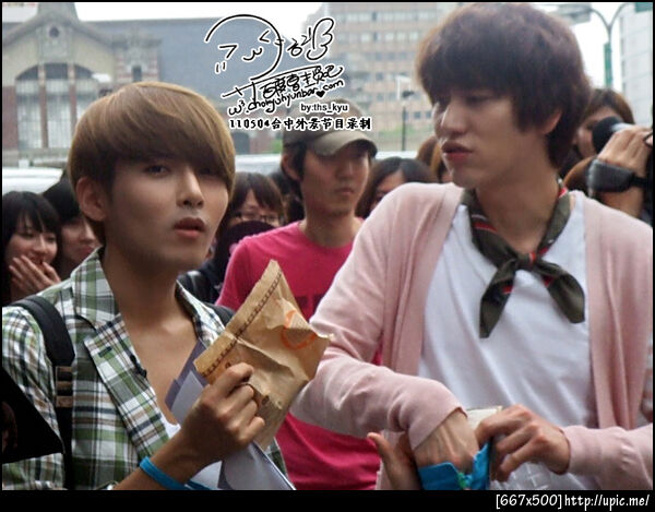 110504 Kyuwook recording @Taichung 