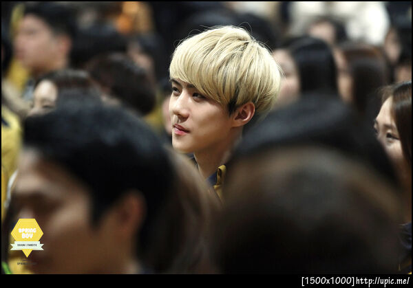 [Pic] 121231 Sehun -  SOPA Graduayion [SPRING BOY] 17P