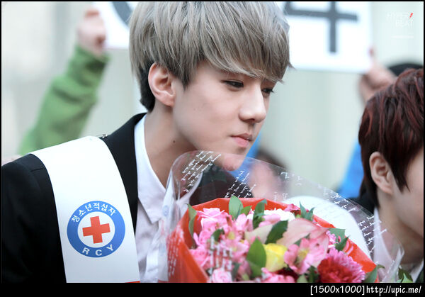 [Pic] 121202 Sehun at Red Cross Youth [Hyper Beat] 45P