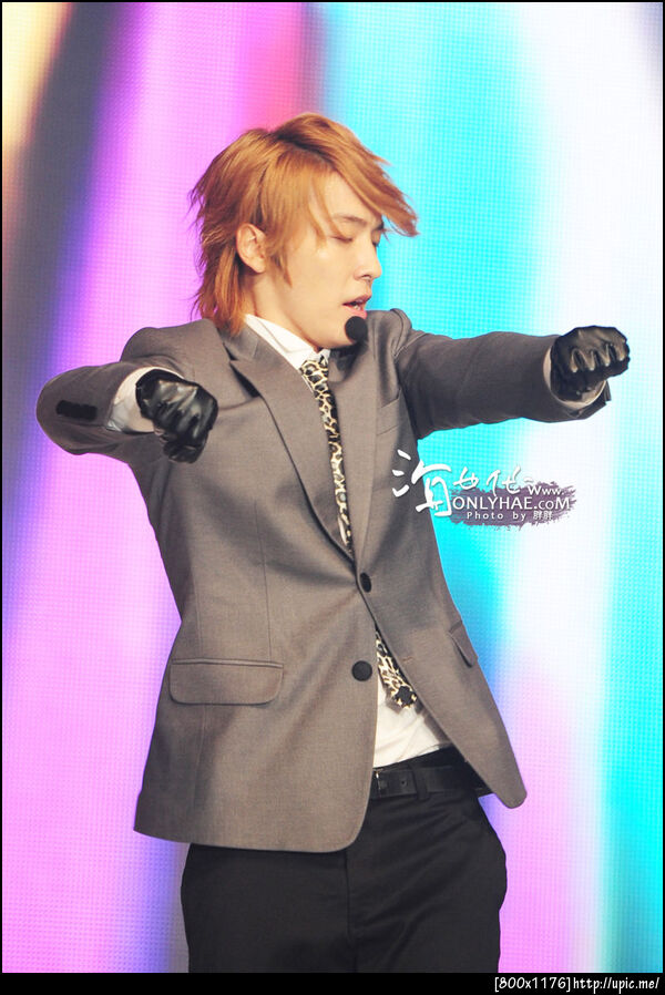 (SJ)Pic 110429 Donghae @ Bitec PDShow 