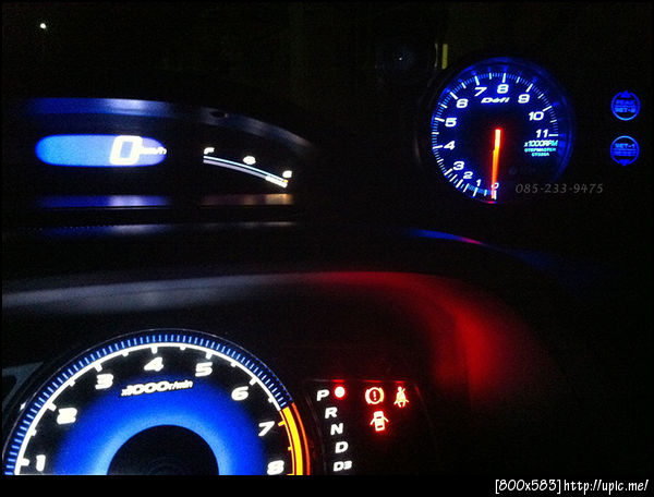 Civice FD ติดเกจวัดรอบ Defi 80 มิล ไฟฟ้า พร้อมหลอดไฟชิฟไลท์