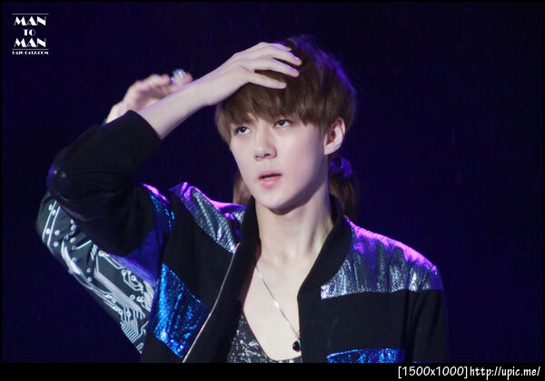 [Pic] 120814 Sehun @ Welcome back concert [Man to Man] 5P