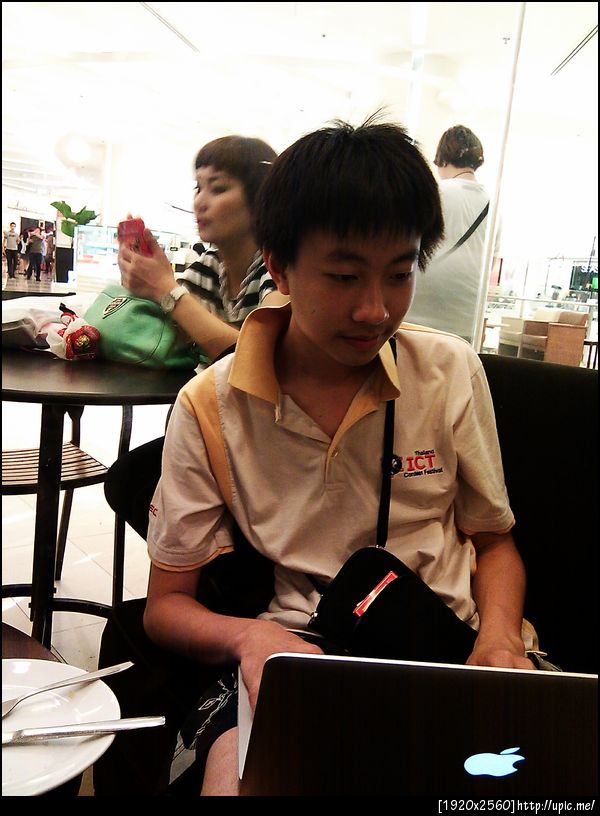 ก่อนนอน อัพรูป @dtinth วันนี้เก็บไว้ก่อน ~*