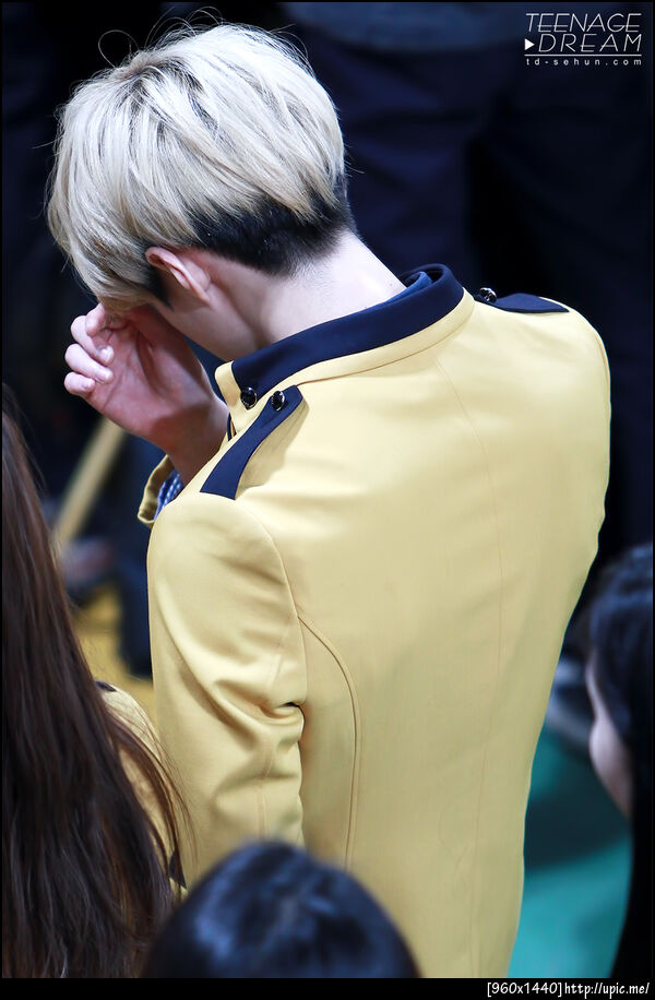 [Pic] 130207 Sehun - SOPA Graduation [Teenage Dream] 19P
