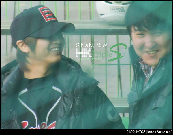 110224 Young Saeng at M4's MV Shooting with Baseball Team