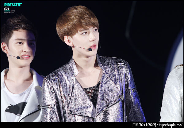 [Pic] 120530 Sehun @ Cultwo Show Broadcasting [IRIDESCENT BOY] 9P