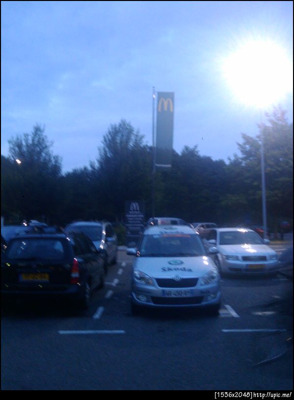 #tdf eating at macdonalds