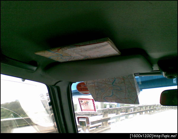 How to keep a map on your car (by @rtsp)