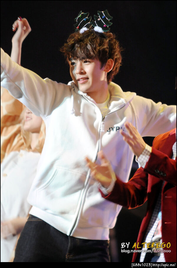 น่ารักสุดๆ >__________<