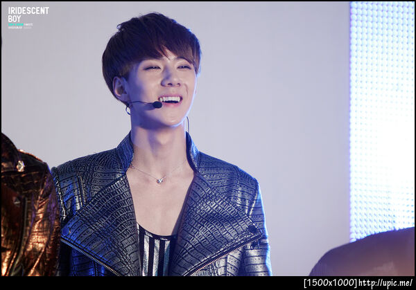 [Pic] 120602 Sehun @ Ginie Show [IRIDESCENT BOY] 9P