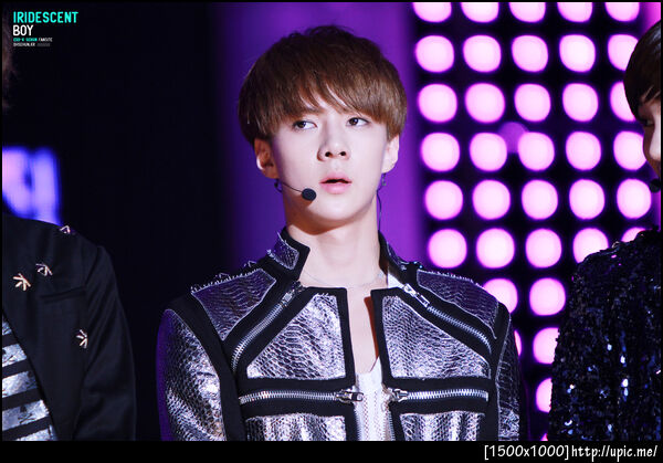 [Pic] 120613 Sehun @ Cheongju KBS Happy concert [IRIDESCENT BOY] 11P