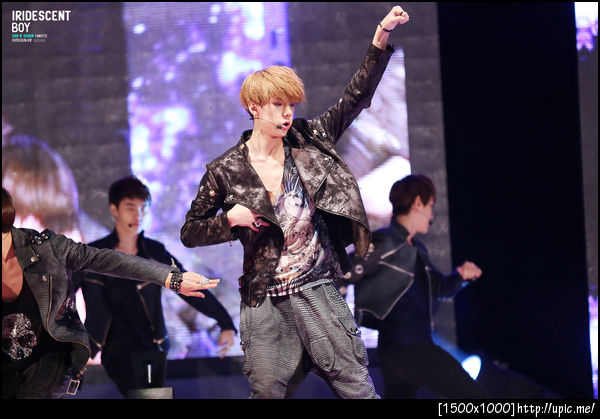 121007 Sehun @  구리 코스모스축제 [IRIDESCENT BOY] 6P