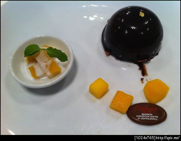 ของหวานมาแว้วววว