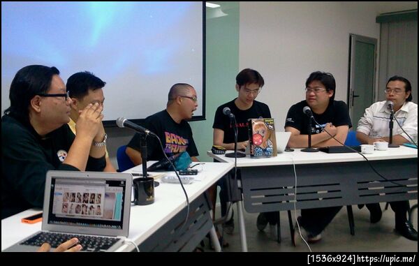 และแล้ว @pawoot ก็จับลาก @jetboat26 ขึ้นจอ