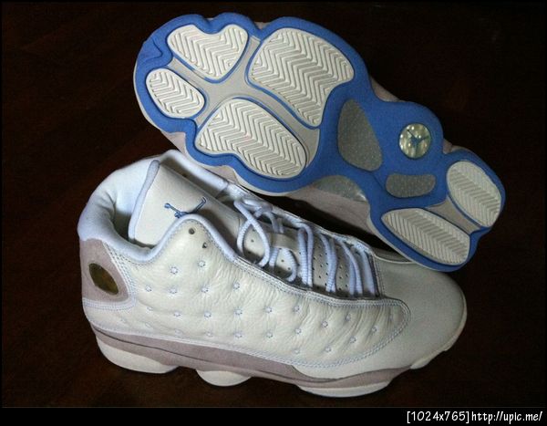 air jordan xiii ซื้อมานานมากมาย ดองไว้ไม่เคยใส่เลย