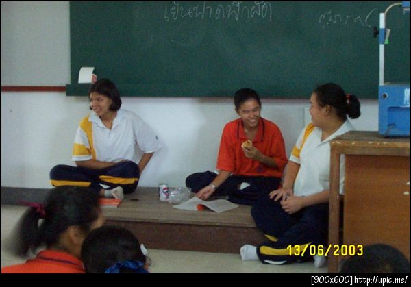 คือ... จริงๆ แล้วเค้าห้ามเอาอาหารเข้าในห้องเรียนนะฮะ ... #STPSUFact