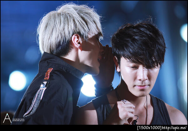 [Pic] 130115 Sehun at Golden Disk Award [SEHUNA] (Part 2) 10P
